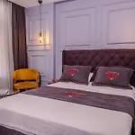 Ruby Hotel